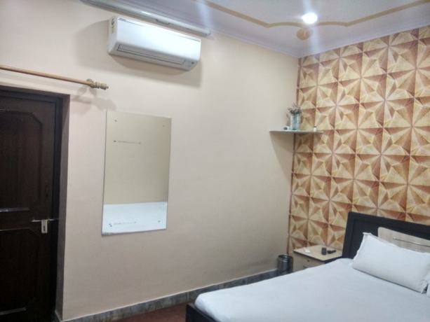 Imagen de la habitación del Hotel Zamarrud Palace. Foto 3