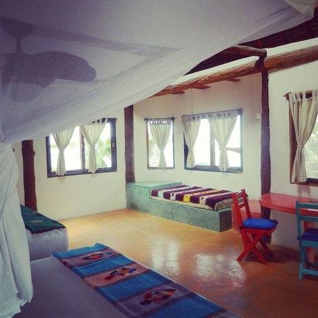 Imagen de la habitación del Hotel Zamas. Foto 17