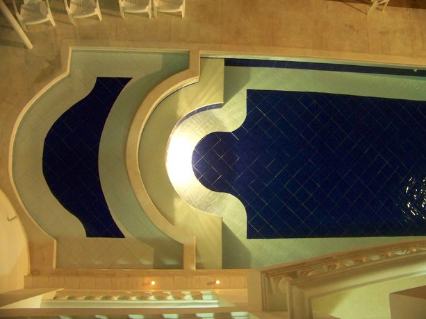 Imagen de la piscina del Hotel Zamba. Foto 20