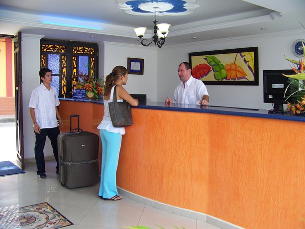 Imagen de los interiores del Hotel Zamba. Foto 17