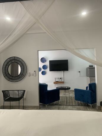 Imagen de la habitación del Hotel Zambezi Boutique. Foto 17