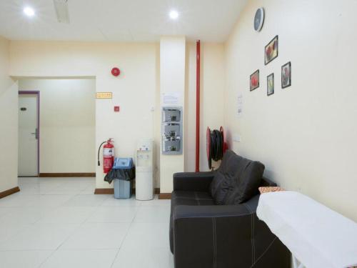 Imagen general del Hotel Zamburger Sungai Besi. Foto 12