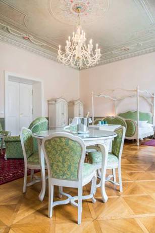 Imagen de la habitación del Hotel Zamek Hradek U Susice. Foto 10