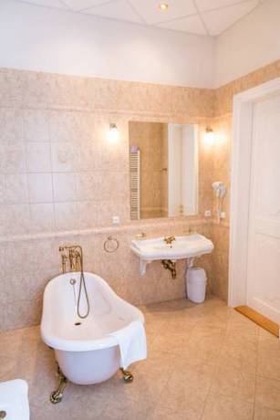 Imagen de la habitación del Hotel Zamek Hradek U Susice. Foto 15