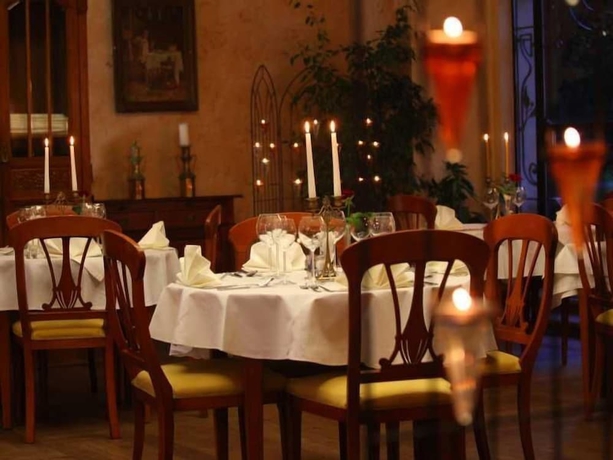 Imagen del bar/restaurante del Hotel Zamek Na Skale, Ladek-Zdroj. Foto 3
