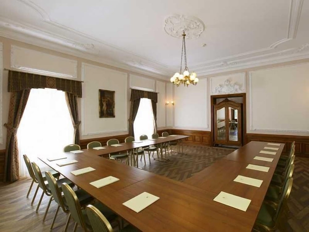 Imagen de los interiores del Hotel Zamek Na Skale, Ladek-Zdroj. Foto 16