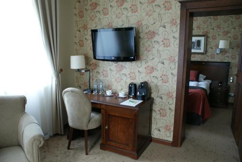 Imagen de la habitación del Hotel Zamek Topacz. Foto 10