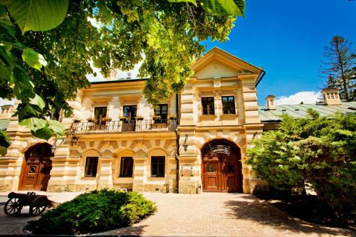 Imagen de los exteriores del Hotel Zamek W Krasiczynie. Foto 10