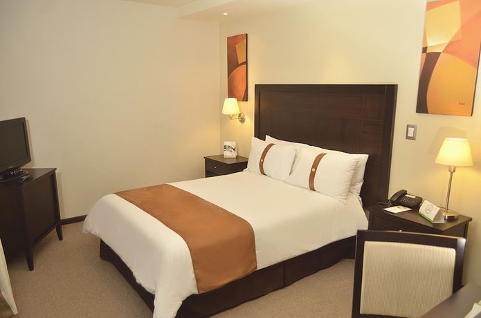 Imagen de la habitación del Hotel Zamorano Real. Foto 13