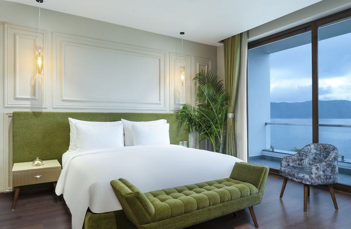 Imagen de la habitación del Hotel Zana Lake Resort Udaipur. Foto 8
