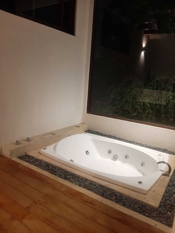Imagen de la habitación del Hotel Zanara Boutique. Foto 4