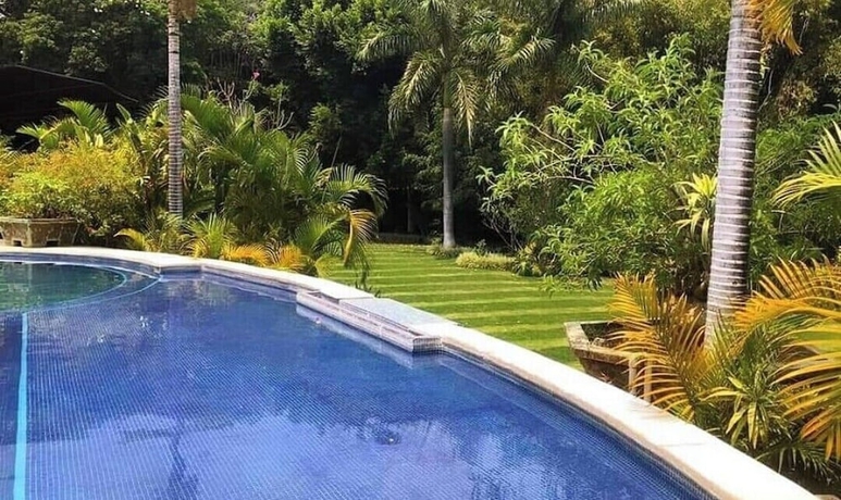 Imagen de la piscina del Hotel Zanara Boutique. Foto 16
