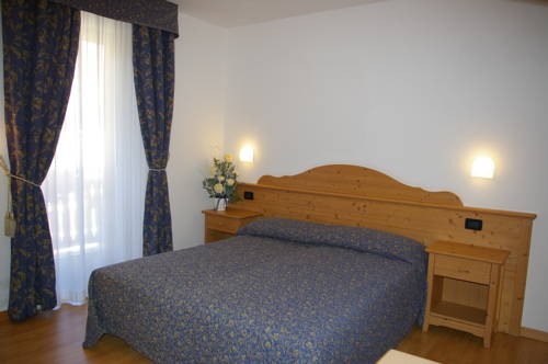 Imagen de la habitación del Hotel Zanella. Foto 11