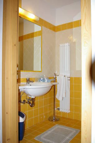 Imagen de la habitación del Hotel Zanella. Foto 12