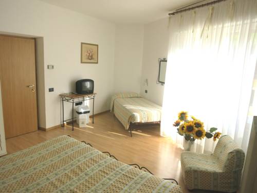Imagen de la habitación del Hotel Zanella, Nago. Foto 5