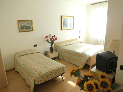 Imagen de la habitación del Hotel Zanella, Nago. Foto 11