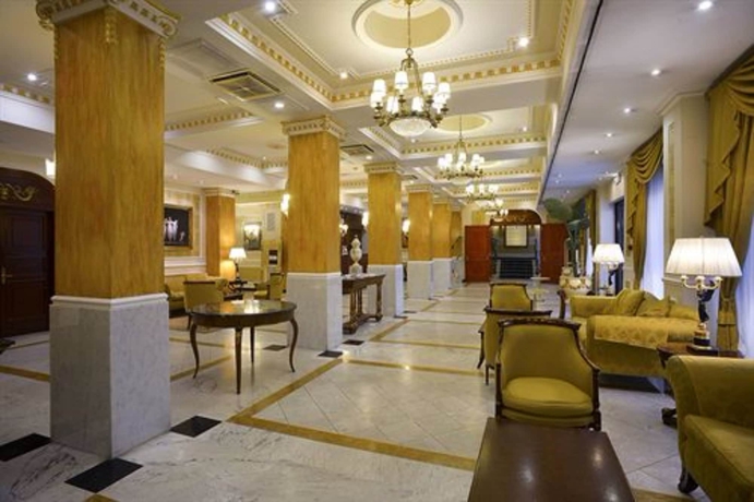 Imagen de los interiores del Hotel Zanhotel Europa. Foto 12