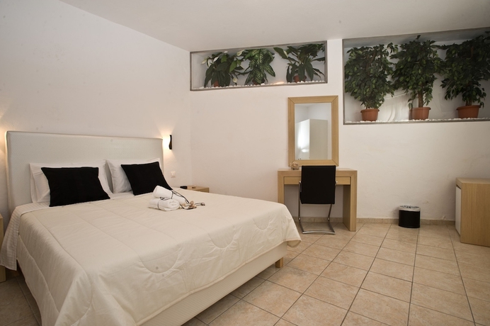 Imagen general del Hotel Zannis. Foto 1
