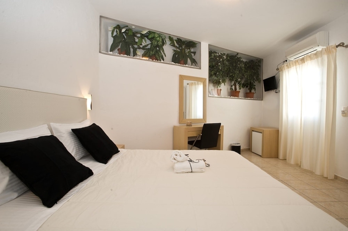 Imagen de la habitación del Hotel Zannis. Foto 7