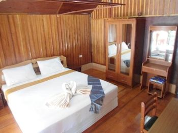 Imagen de los exteriores del Hotel Zanom Sunrise Beach Resort. Foto 15