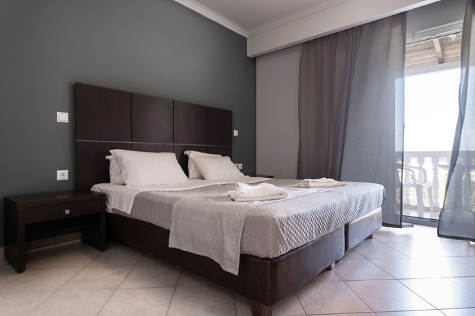 Imagen de la habitación del Hotel Zante Calinica. Foto 11