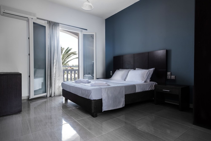 Imagen de la habitación del Hotel Zante Calinica. Foto 15