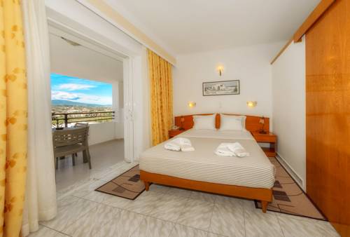 Imagen de la habitación del Hotel Zante Palace. Foto 2