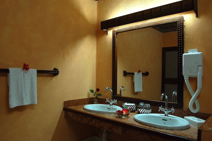 Imagen de la habitación del Hotel Zanzibar Beach Resort. Foto 11