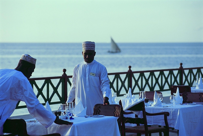 Imagen del bar/restaurante del Hotel Zanzibar Serena. Foto 3