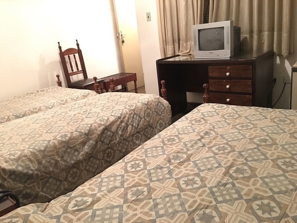 Imagen de la habitación del Hotel Zaphir. Foto 7