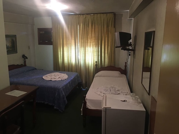 Imagen de la habitación del Hotel Zaphir. Foto 12
