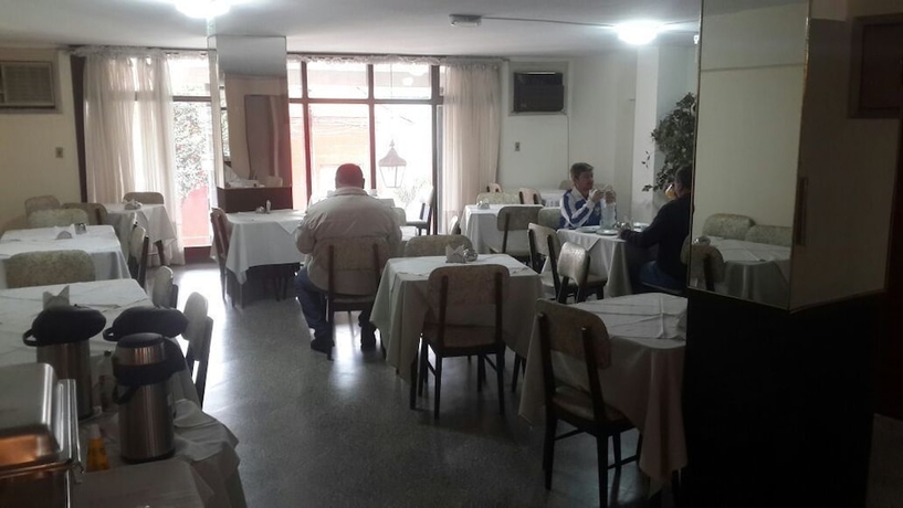 Imagen del bar/restaurante del Hotel Zaphir. Foto 4