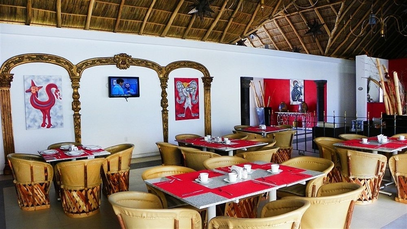 Imagen del bar/restaurante del Hotel Zar Manzanillo. Foto 4
