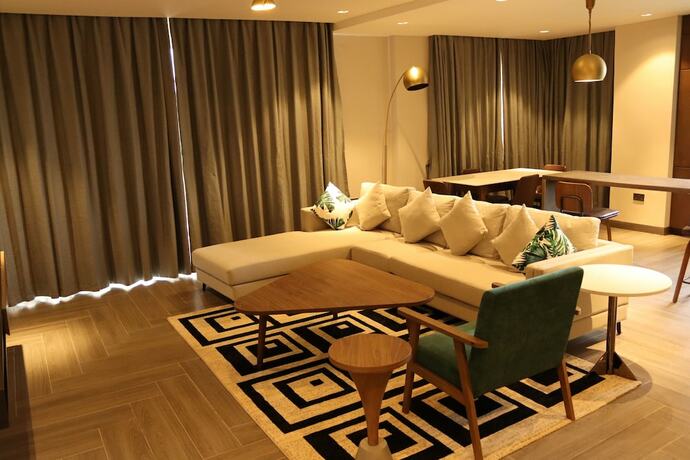 Imagen general del Hotel Zara Garden And Apartments. Foto 5