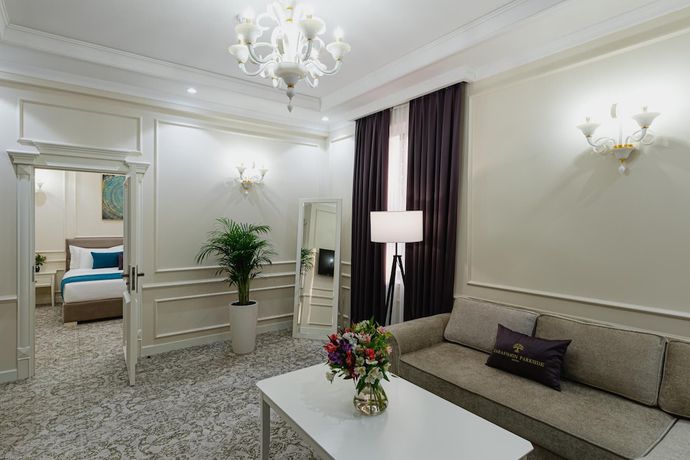 Imagen de la habitación del Hotel Zarafshon Parkside. Foto 11