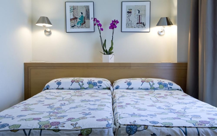 Imagen de la habitación del Hotel Zaragoza Plaza. Foto 10