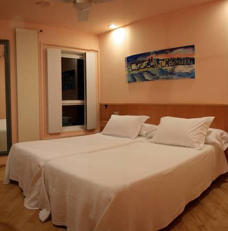 Imagen general del Hotel Zarampallo. Foto 3