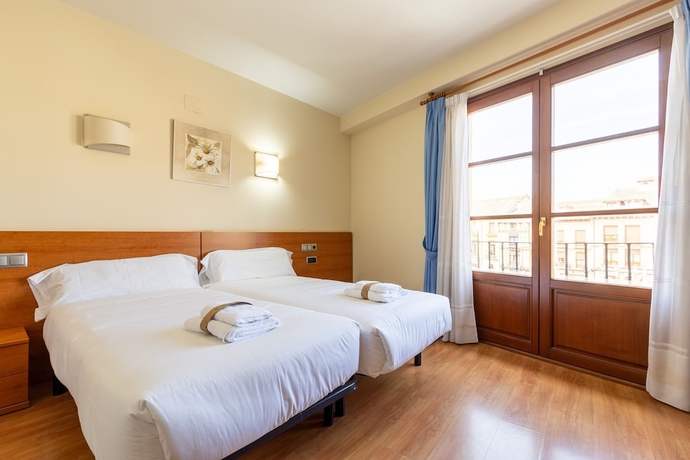 Imagen de la habitación del Hotel Zaravencia by InsideHome. Foto 9