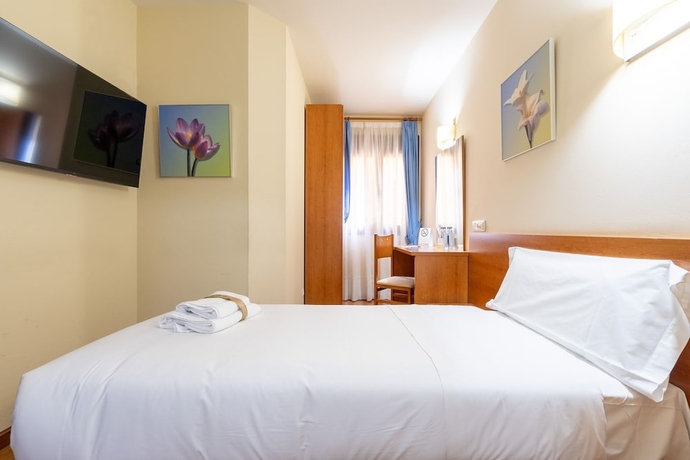 Imagen de la habitación del Hotel Zaravencia by InsideHome. Foto 16