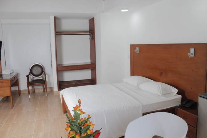 Imagen de la habitación del Hotel Zaraya, C&uacute;cuta. Foto 17