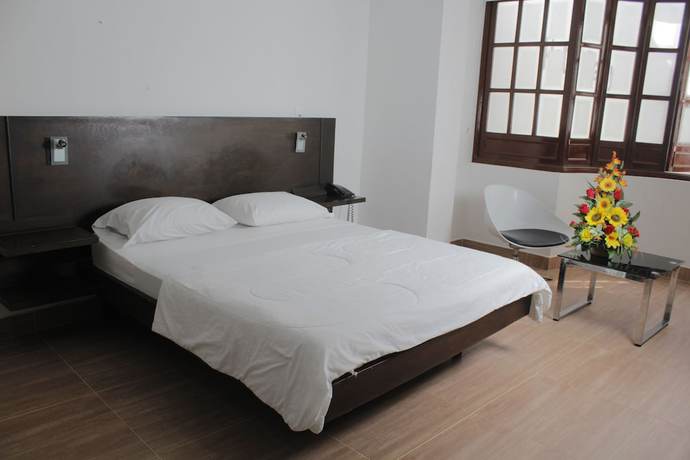 Imagen de la habitación del Hotel Zaraya. Foto 5