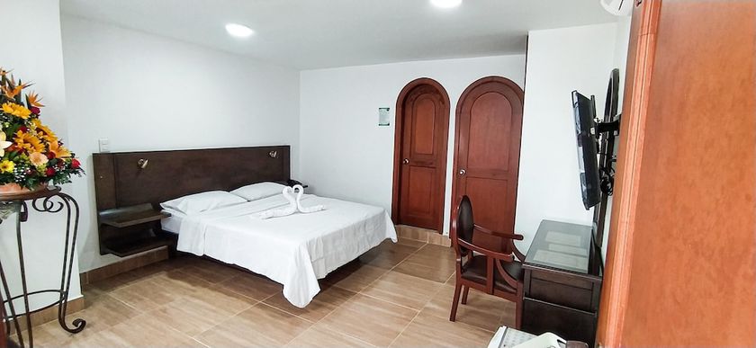 Imagen de la habitación del Hotel Zaraya. Foto 13