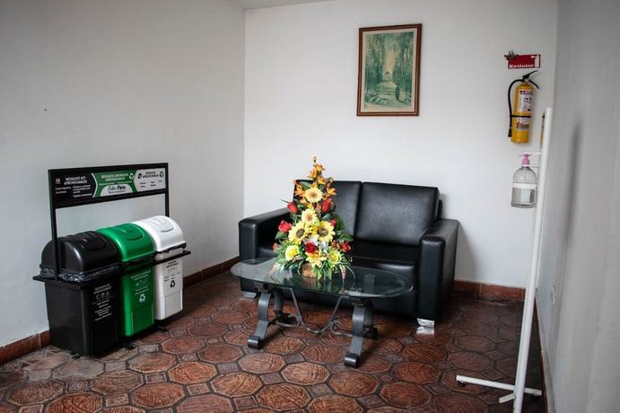 Imagen de la habitación del Hotel Zaraya. Foto 16