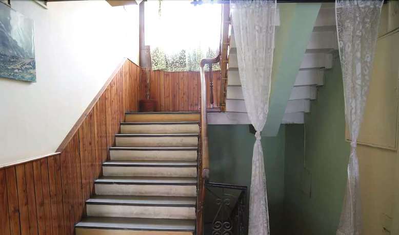 Imagen de los interiores del Hotel Zarim Manali. Foto 16