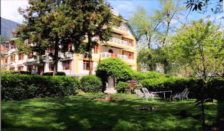 Imagen de los exteriores del Hotel Zarim Manali. Foto 13