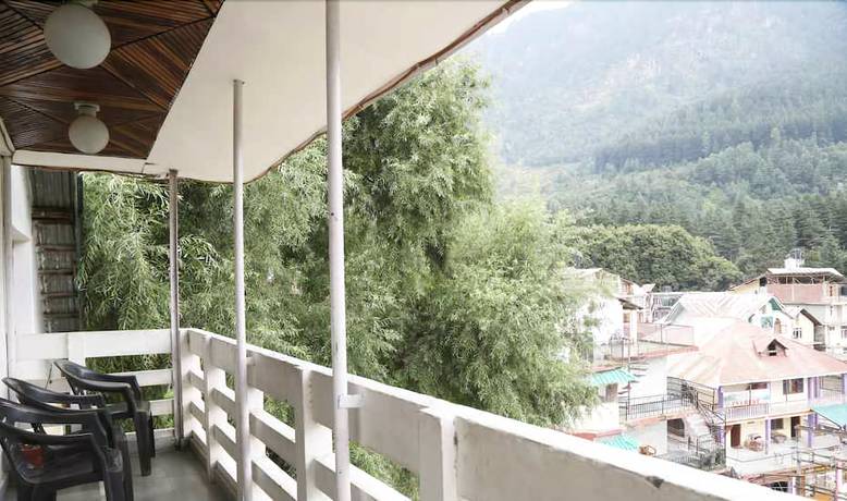 Imagen de la habitación del Hotel Zarim Manali. Foto 12