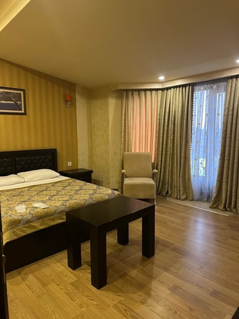 Imagen de la habitación del Hotel Zarinas. Foto 5
