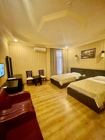 Imagen de la habitación del Hotel Zarinas. Foto 8