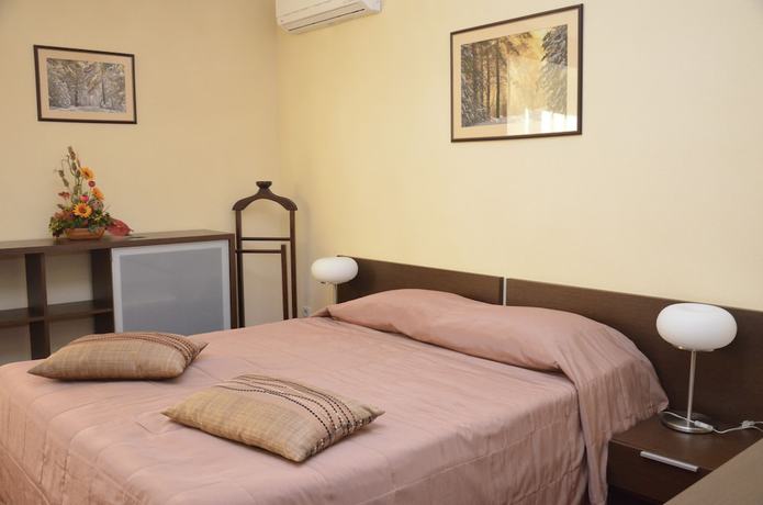 Imagen de la habitación del Hotel Zaurale. Foto 8