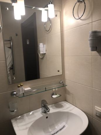 Imagen de la habitación del Hotel Zaurale. Foto 10
